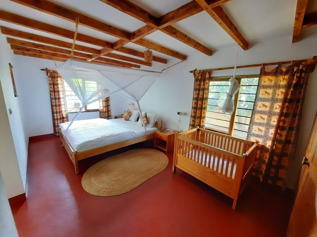 Meru View Lodge - Gallery Image 1