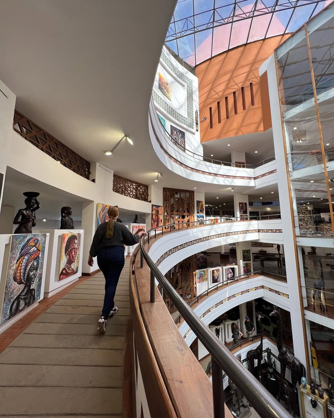 Volunteer Opportunities: How to Give Back While Traveling