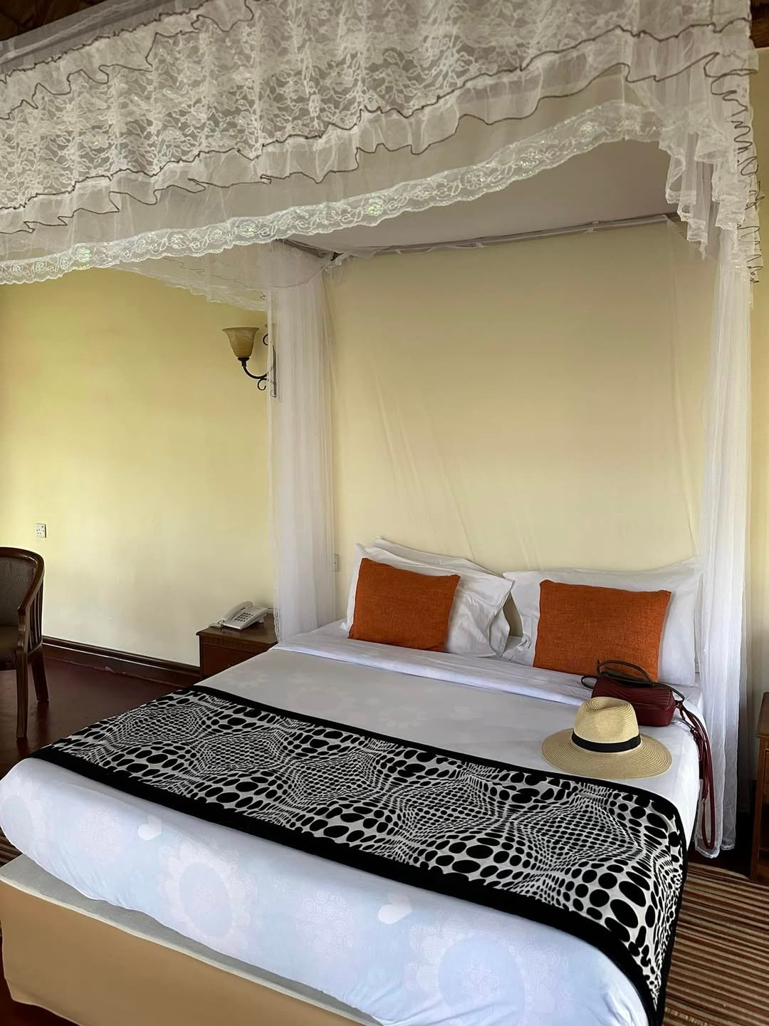 Solo Female Travel Safety Tips 2026/2027 – Confident & Responsible Travel Guide